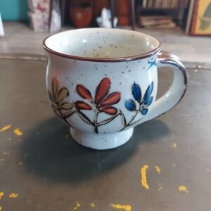 Vintage Speckled Stoneware Floral Coffee Mug Hand Painted Boho Footed Cup 3.5in